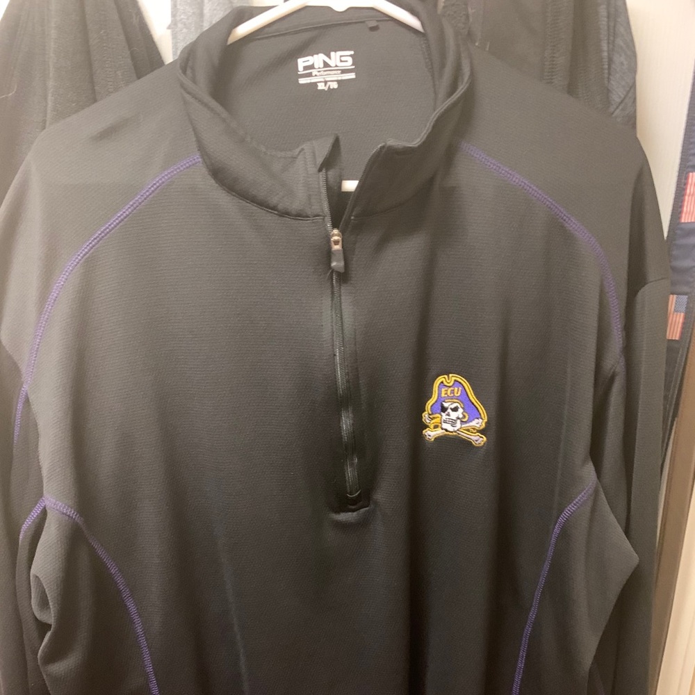 Men’s ECU pullover